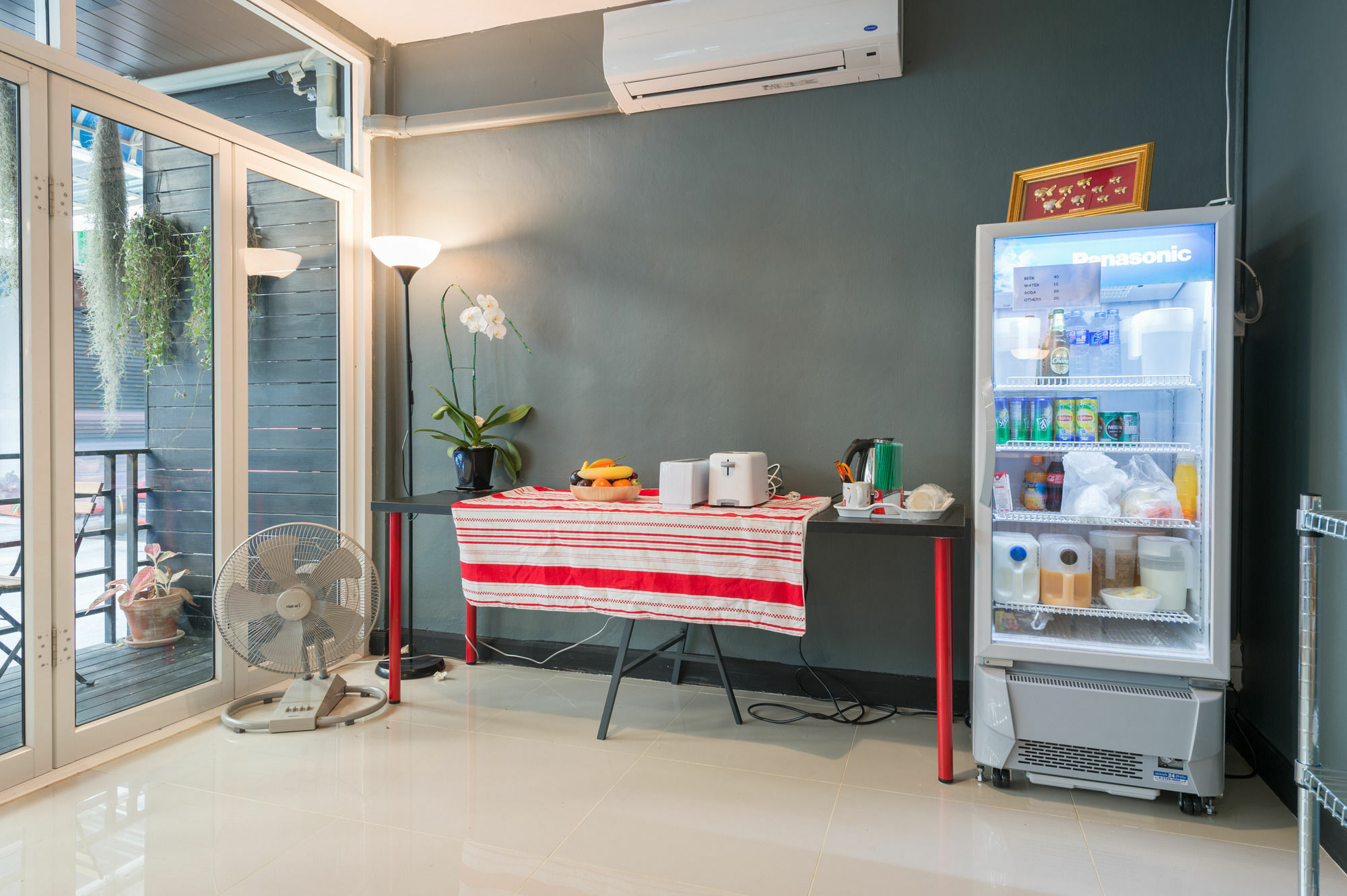 The Little Pig Sukhumvit Hotel Banguecoque Exterior foto